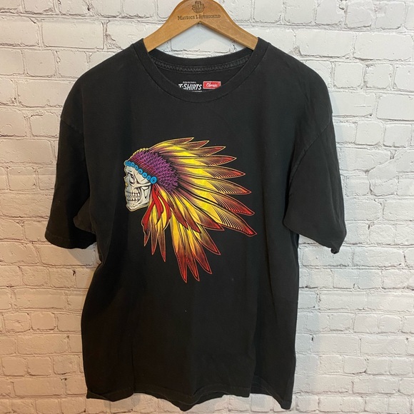 Cool VANS Tee! - Picture 1 of 5